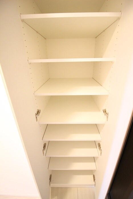 物件内観写真17　(靴箱)