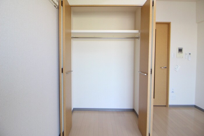 物件内観写真11　(収納)