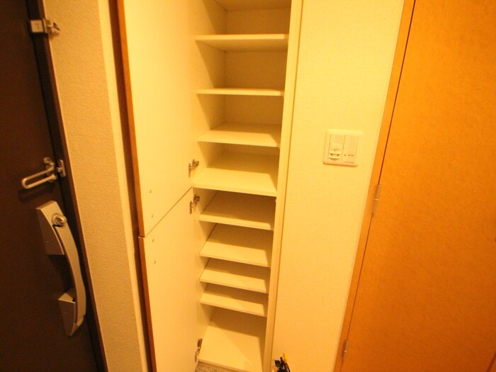 物件内観写真20　(靴箱)