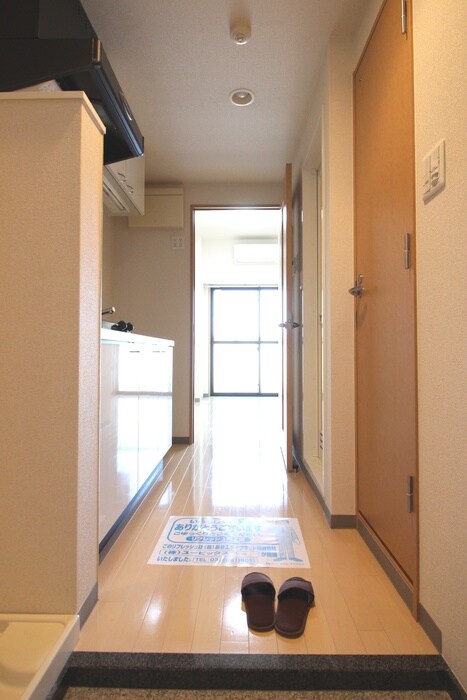 物件内観写真21　(廊下)