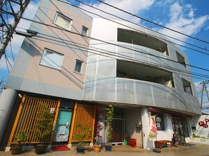 エクレシア外観写真