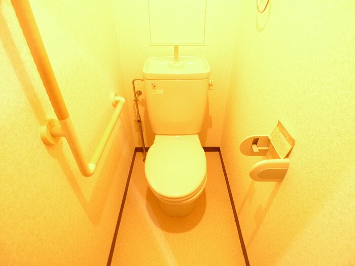 物件内観写真13　(トイレ)