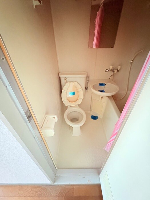 物件内観写真13　(トイレ)