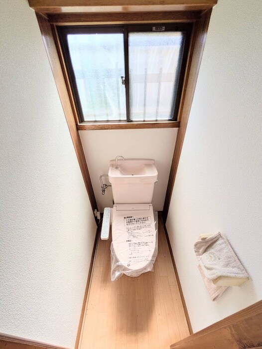 物件内観写真10　(トイレ)