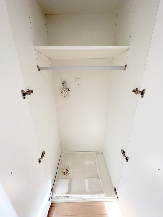 物件内観写真20　(洗濯機置場)