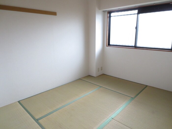 物件内観写真11　(居室)