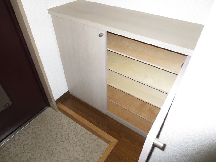 物件内観写真14　(靴箱)