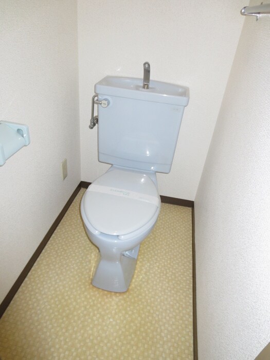 物件内観写真16　(トイレ)