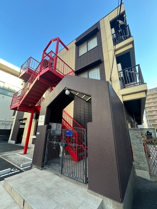 物件外観写真1　(外観写真)