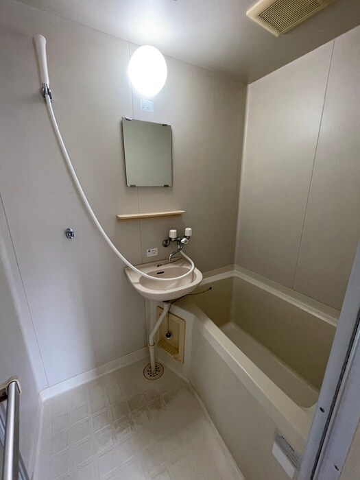 テトラハウスタカラのバス