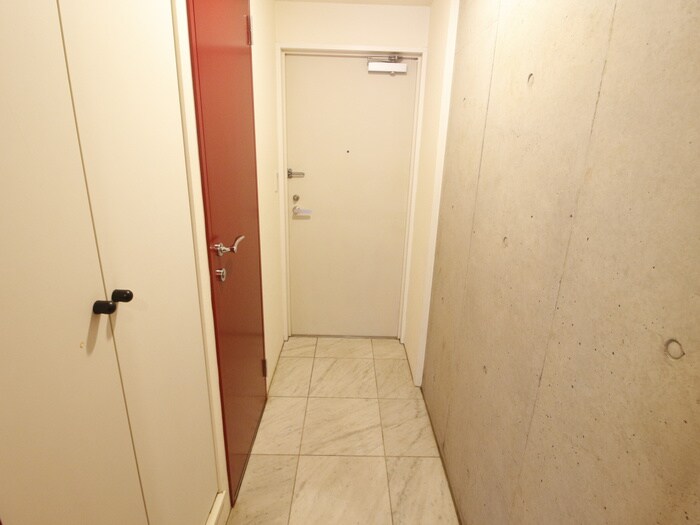 物件内観写真15　(玄関)