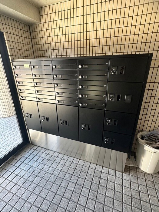 物件外観写真6　(建物設備)