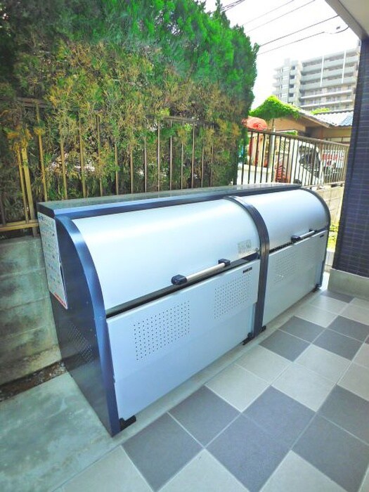 物件外観写真4　(建物設備)