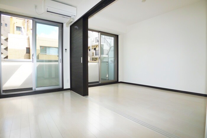 物件内観写真13　(居室)