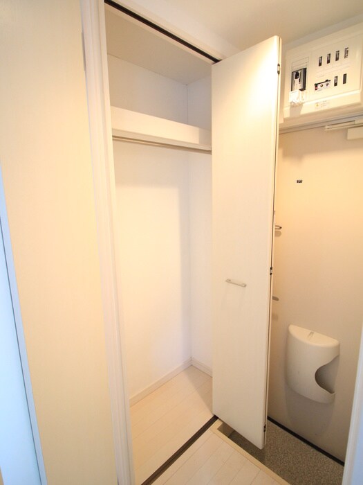 物件内観写真10　(収納)