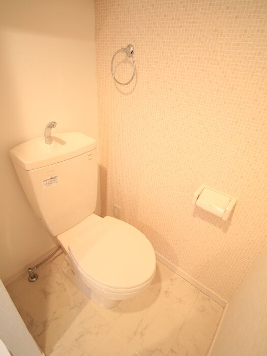 物件内観写真14　(トイレ)