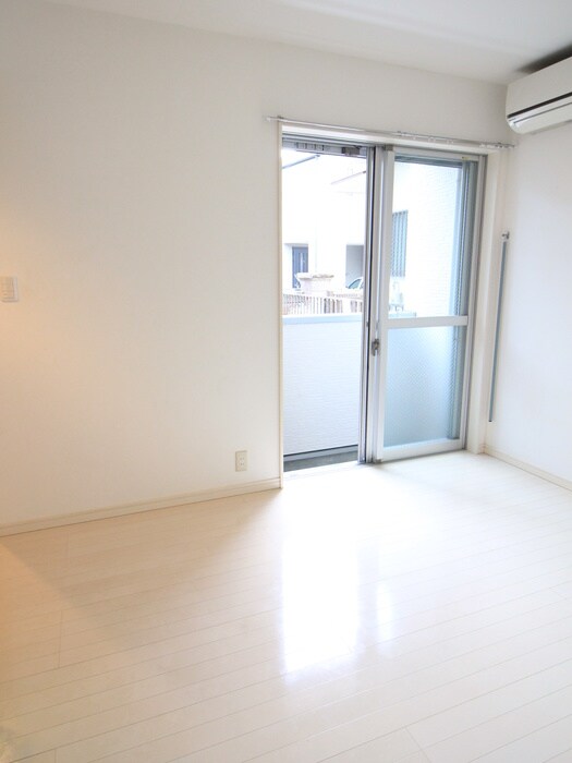 物件内観写真19　(居室)