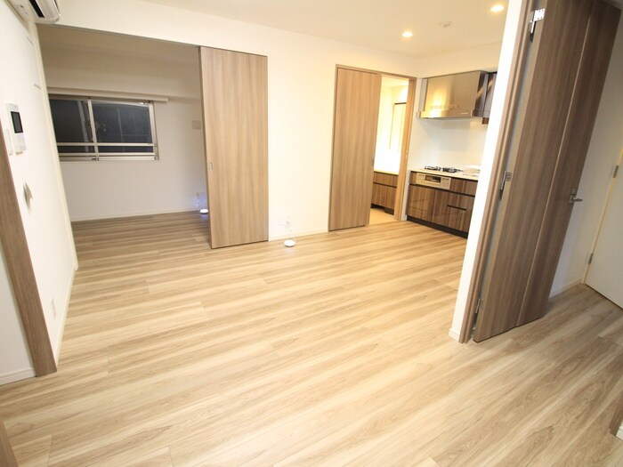 物件内観写真12　(居室)