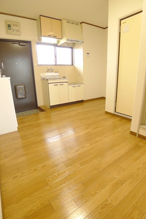 物件内観写真8　(居室)