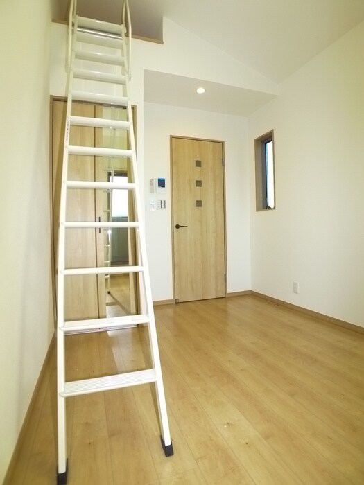 物件内観写真8　(居室)