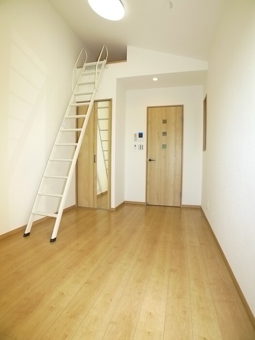 物件内観写真10　(居室)