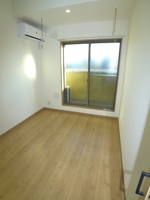 物件内観写真11　(居室)