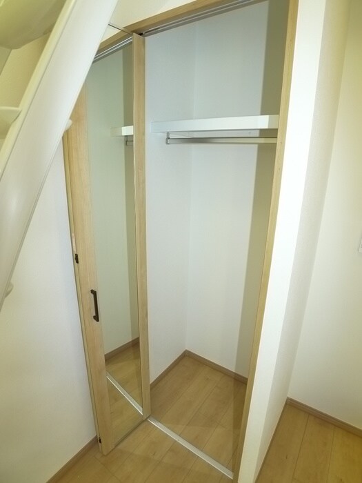 物件内観写真16　(収納)