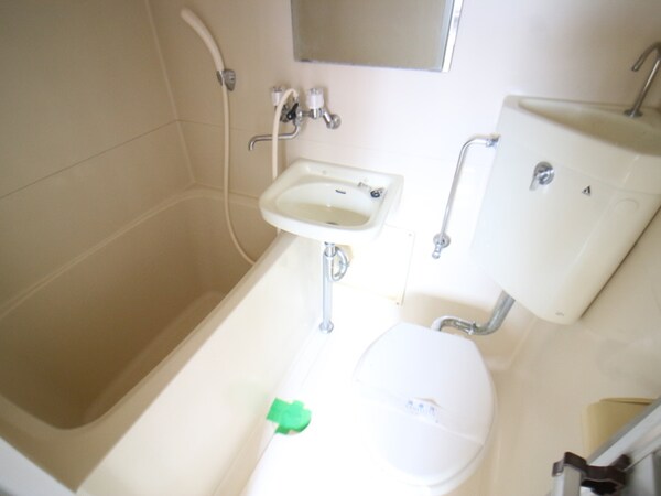 バス／シャワールーム等