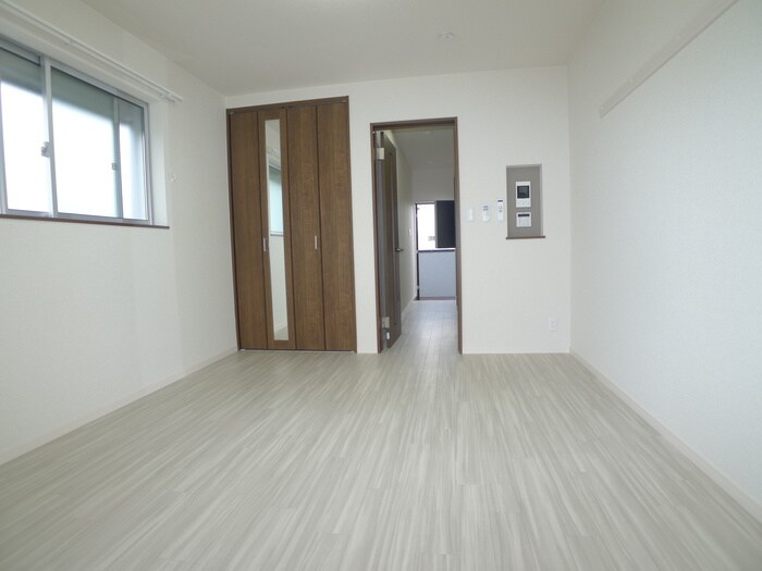 物件内観写真16　(居室)