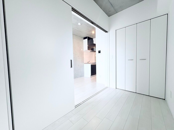 物件内観写真9　(居室)