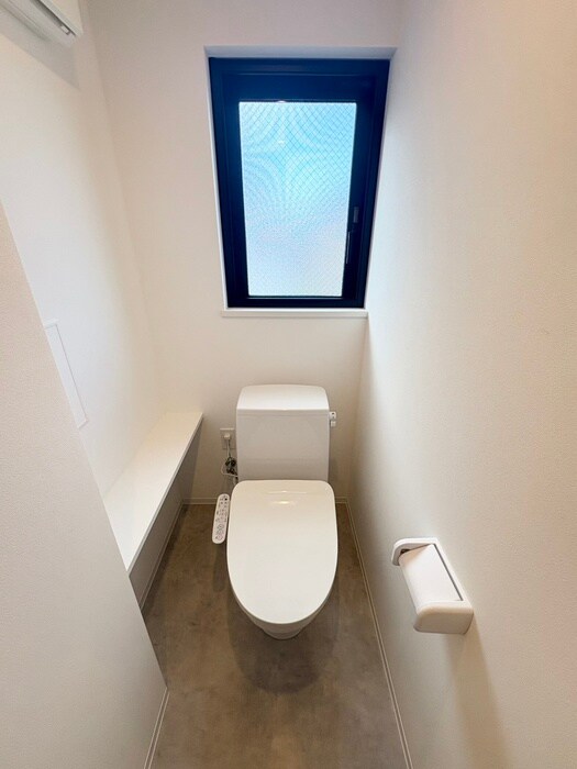 物件内観写真12　(トイレ)