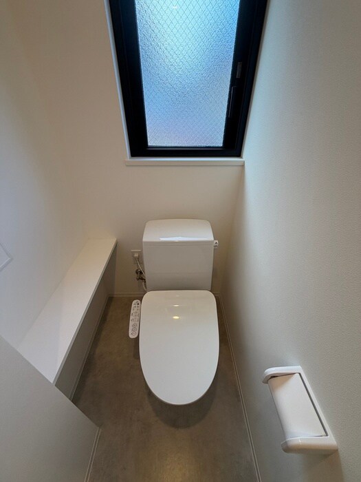 物件内観写真13　(トイレ)