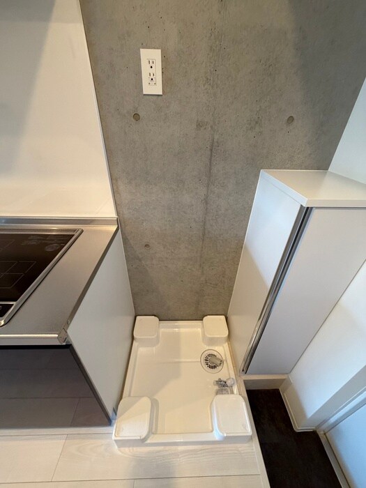 物件内観写真14　(洗濯機置場)