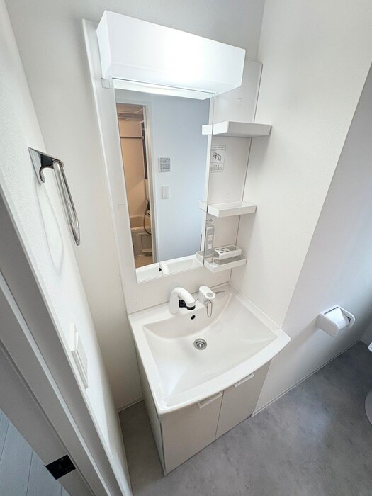 物件内観写真17　(洗面)