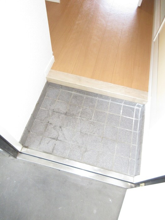 物件内観写真22　(玄関)