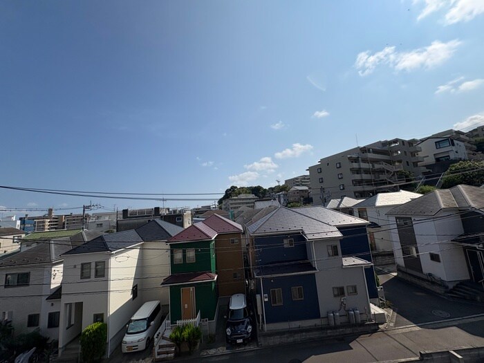 物件内観写真14　(室内からの展望)