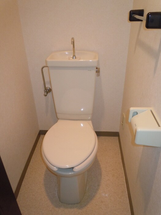 物件内観写真7　(トイレ)