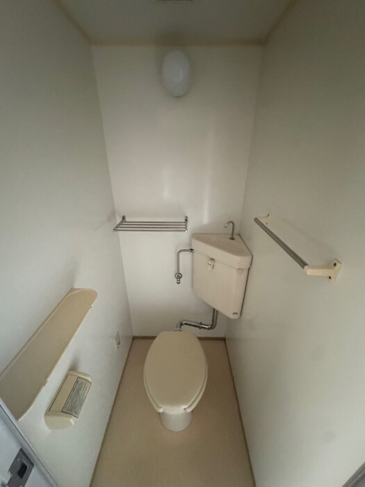 物件内観写真11　(トイレ)