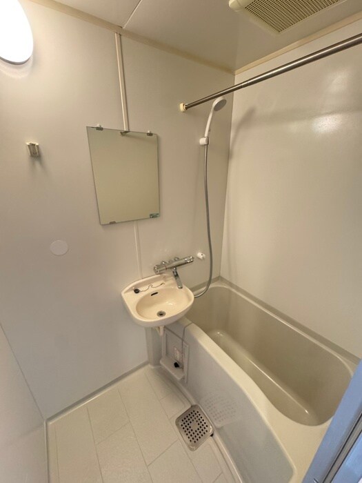 物件内観写真13　(バス／シャワールーム等)