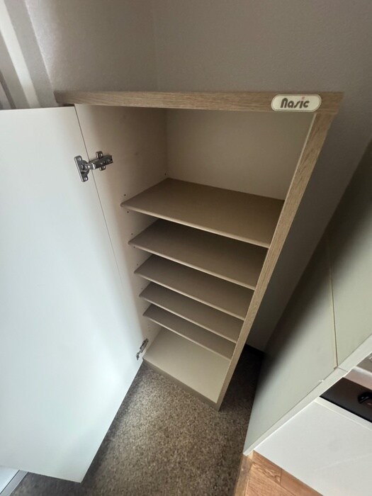 物件内観写真15　(靴箱)