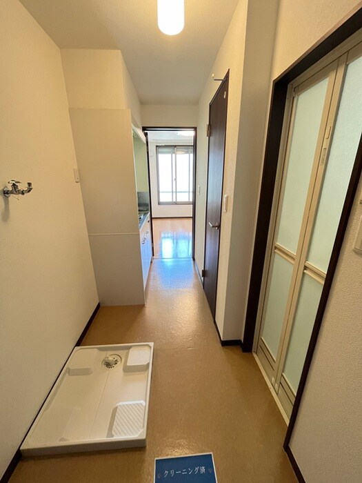 物件内観写真17　(廊下)