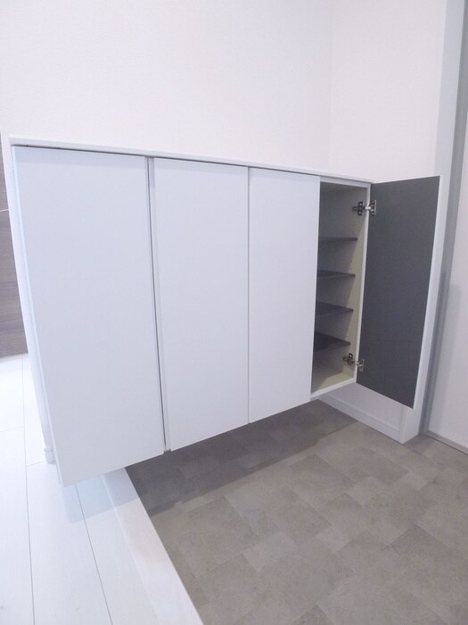 物件内観写真20　(靴箱)