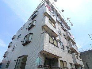 リバーサイドハイツ外観写真