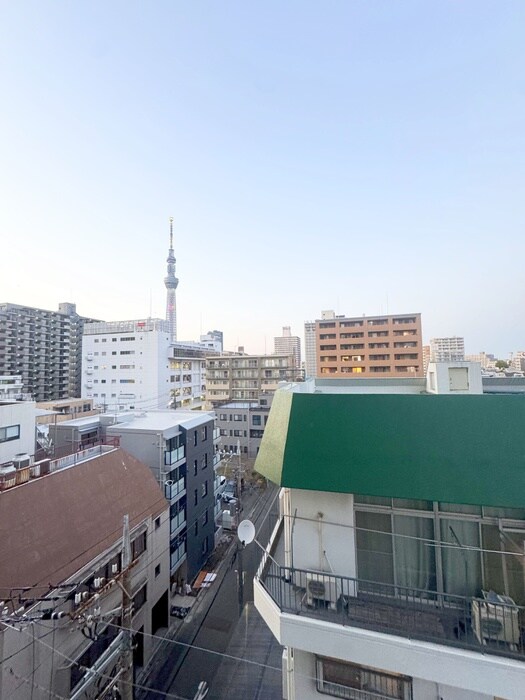 物件内観写真22　(室内からの展望)