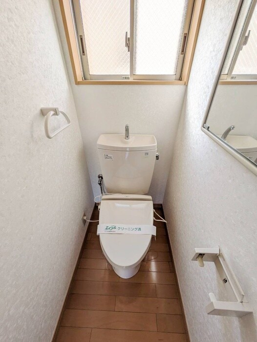 物件内観写真11　(トイレ)