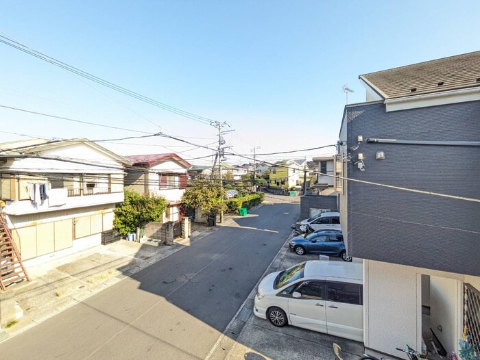 物件内観写真22　(室内からの展望)