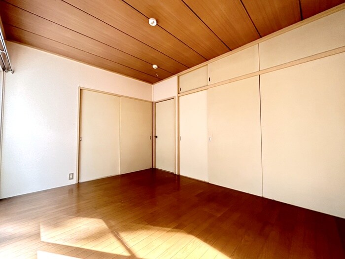 物件内観写真8　(居室)