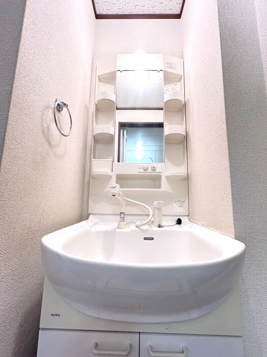 物件内観写真12　(洗面)