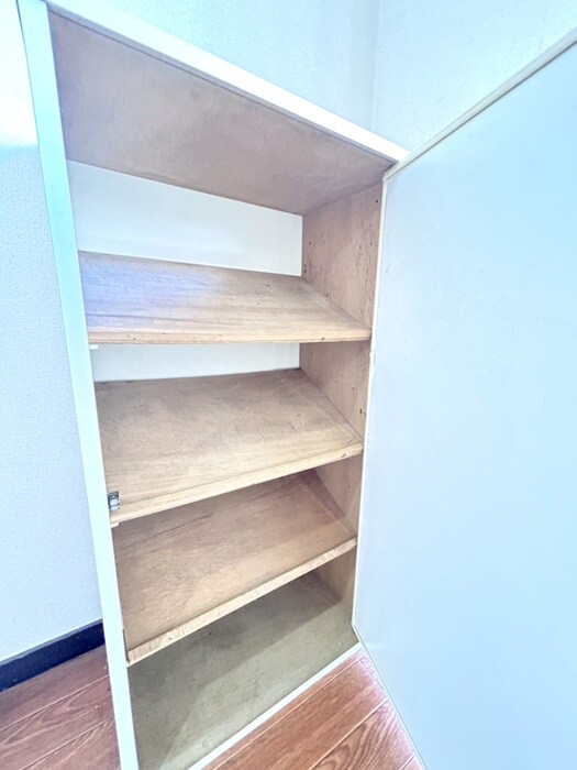 物件内観写真17　(靴箱)