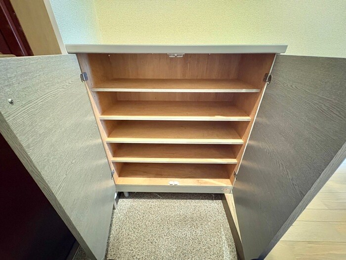 物件内観写真13　(靴箱)